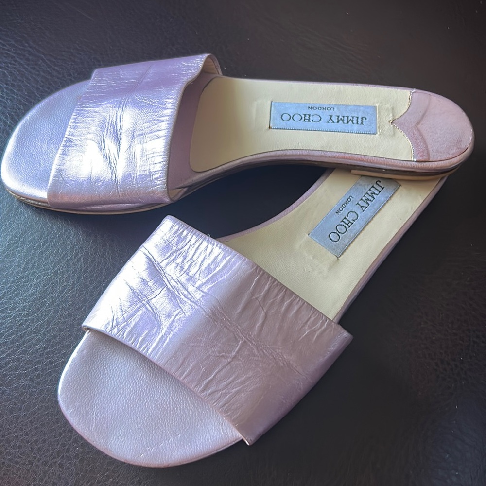 Very cute metallic light pink slip on sandals